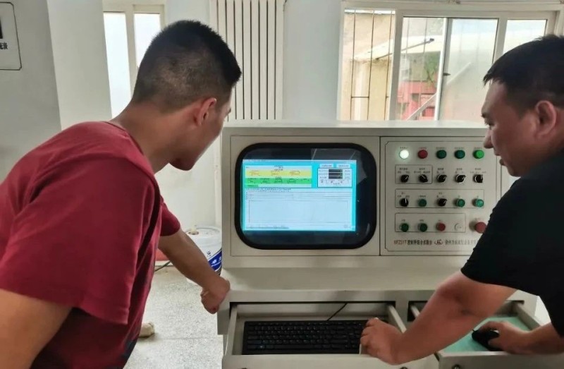 Ang Qingdao Ruichen Seal ay nakumpleto ang CSH-X-05 PTFE Oil Seal Test